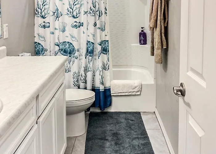 Mackenzie - Private Bedrooms With Shared Bathroom In Co-living House Accommodatie bij particulieren *